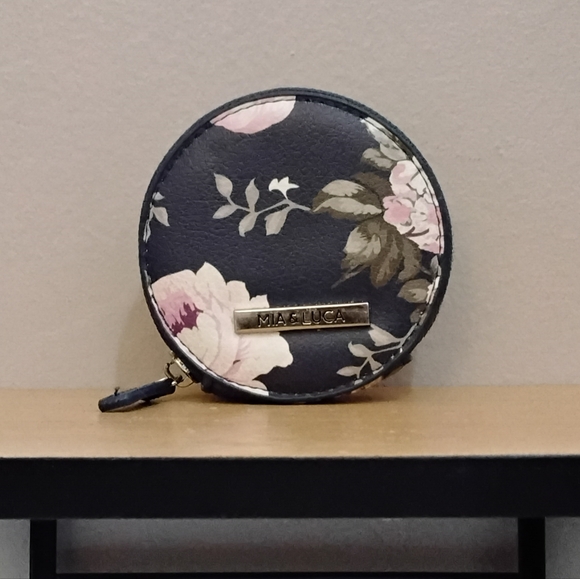Mia & Lucas Handbags - MIA & LUCAS Navy Floral Round Zip Coin Pouch – Like New